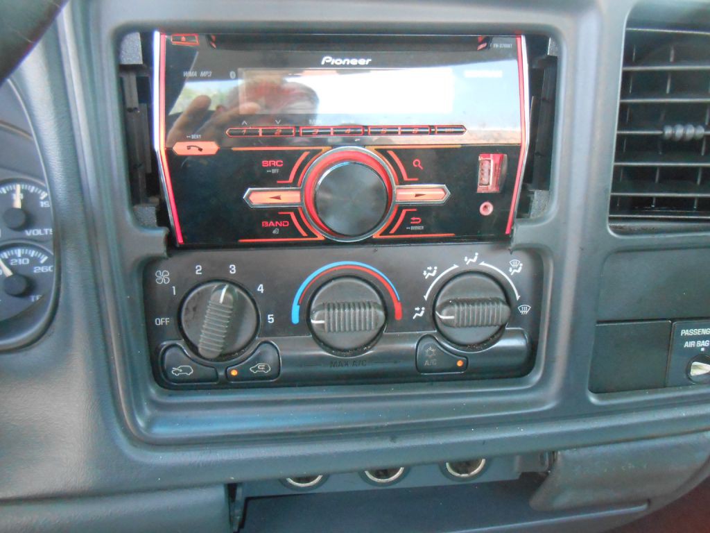 2001 Chevrolet Silverado 1500 Image 17