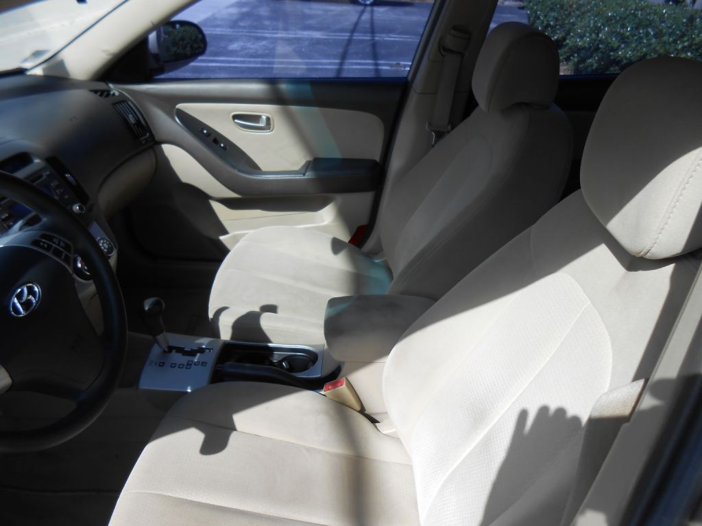 2007 Hyundai Elantra Image 11