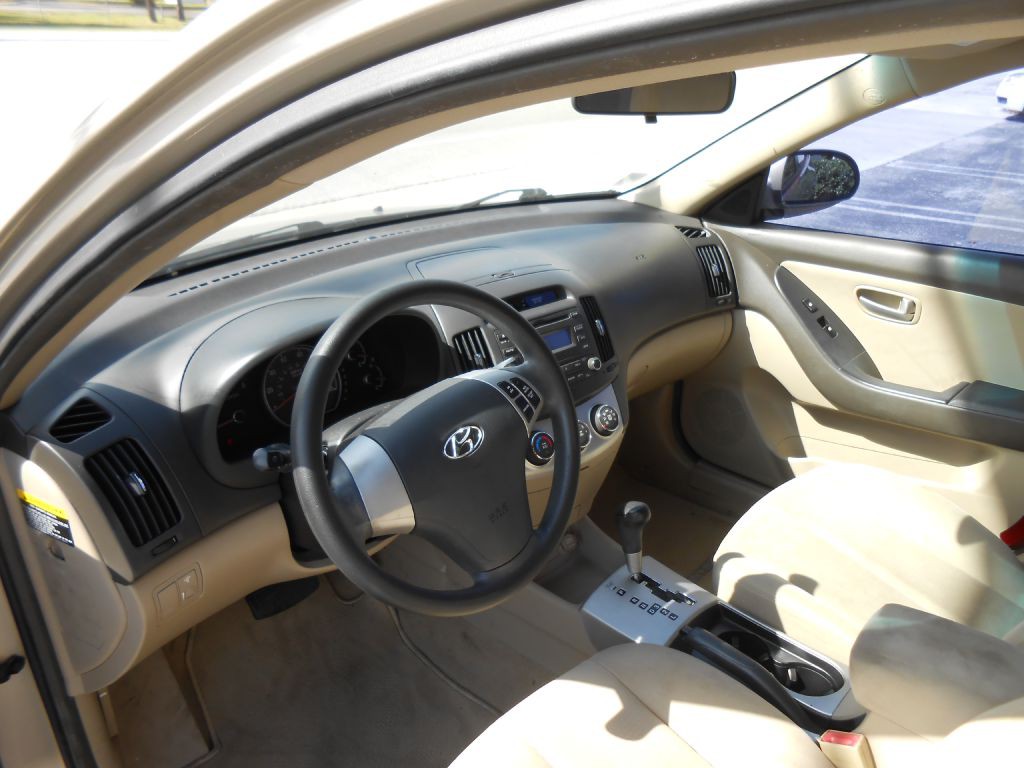 2007 Hyundai Elantra Image 12