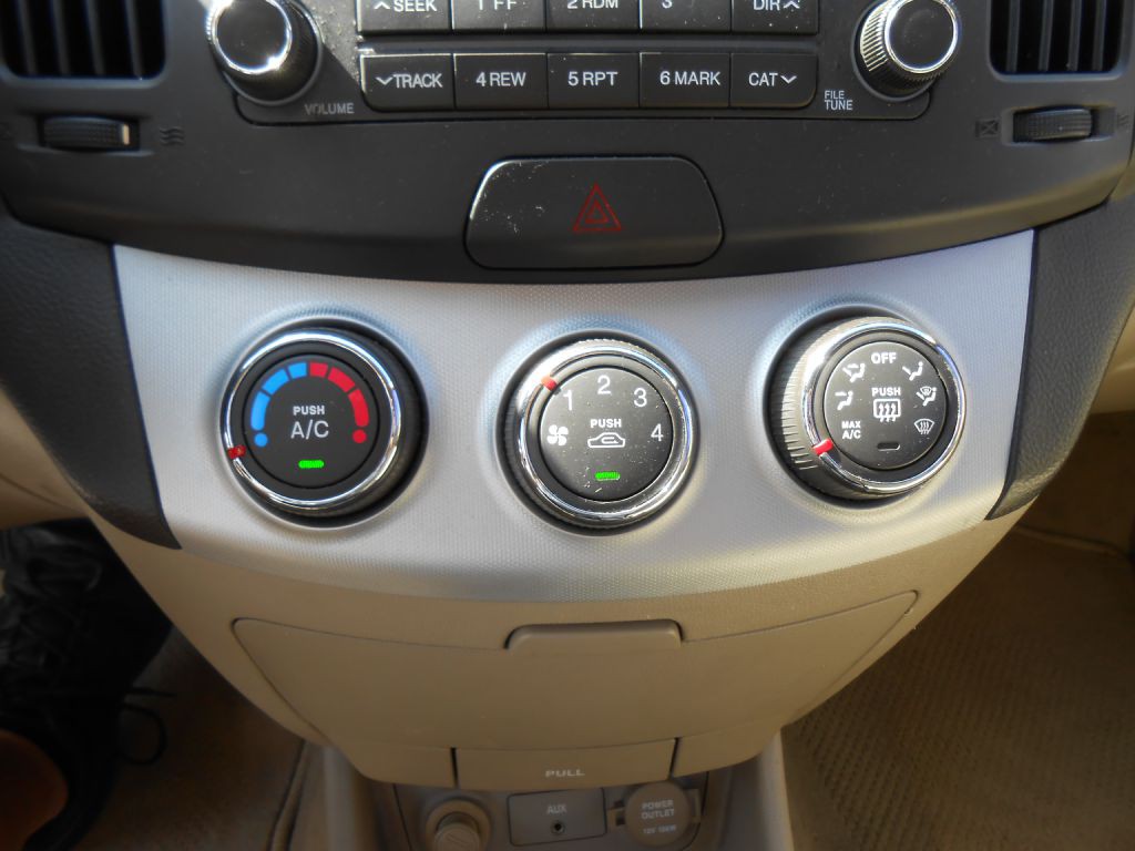 2007 Hyundai Elantra Image 14