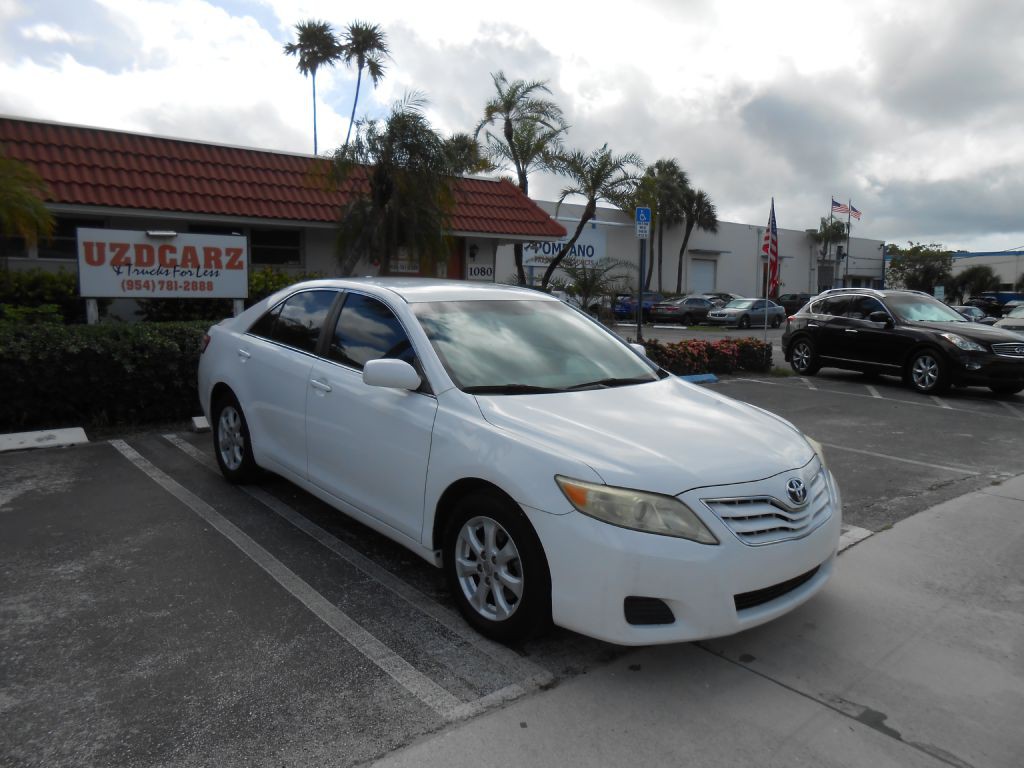2011 Toyota Camry Image 7