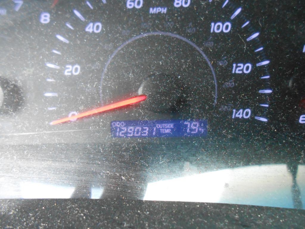 2011 Toyota Camry Image 12