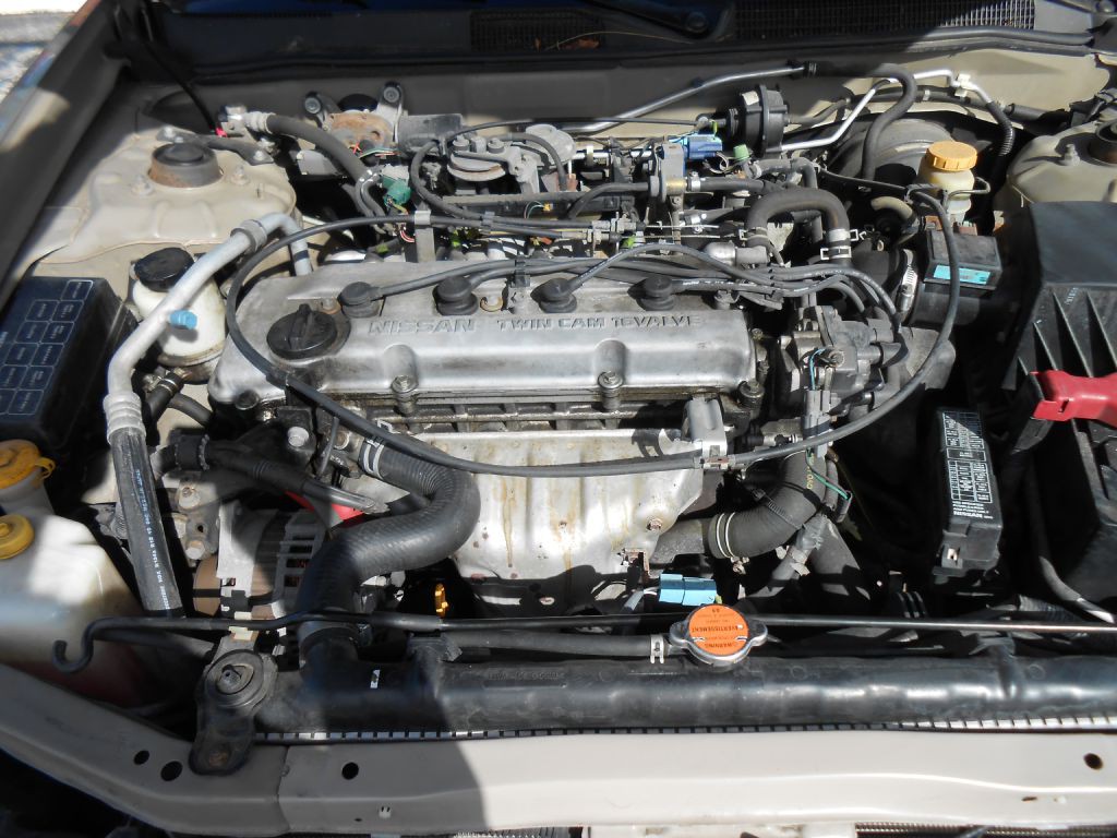2001 Nissan Altima Image 18