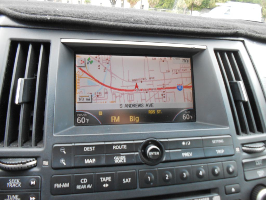 2005 INFINITI FX35 Image 16