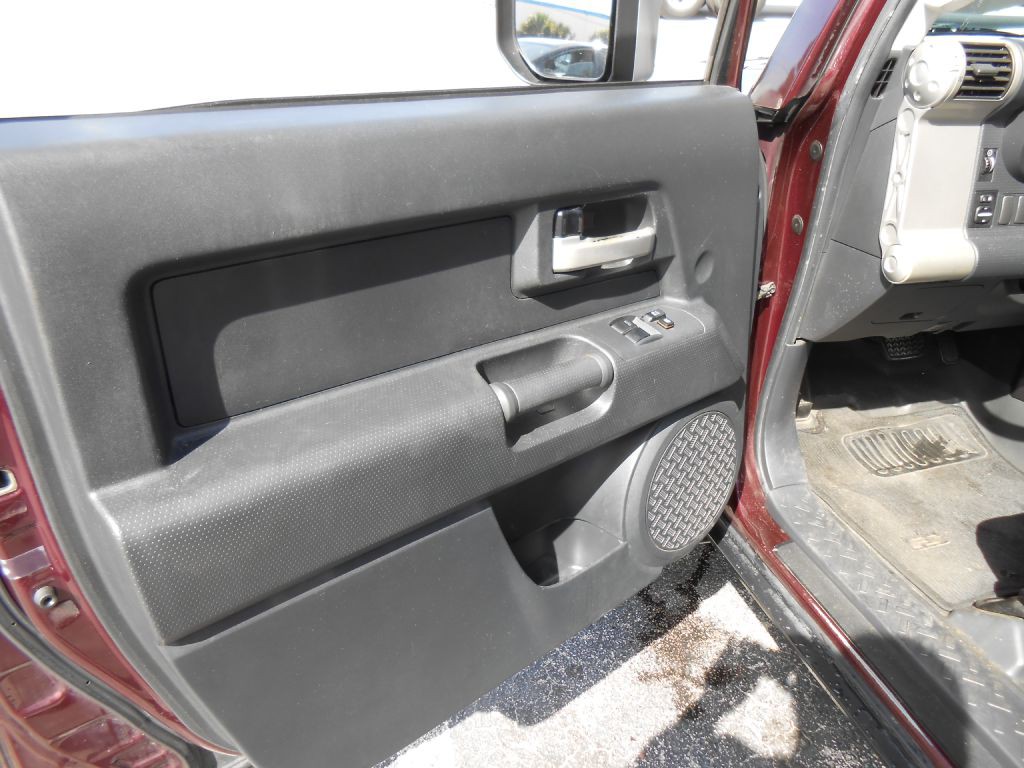 2007 Toyota FJ Cruiser Image 16