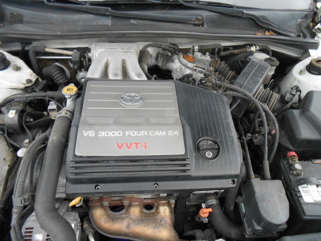 2000 Toyota Avalon Image 17