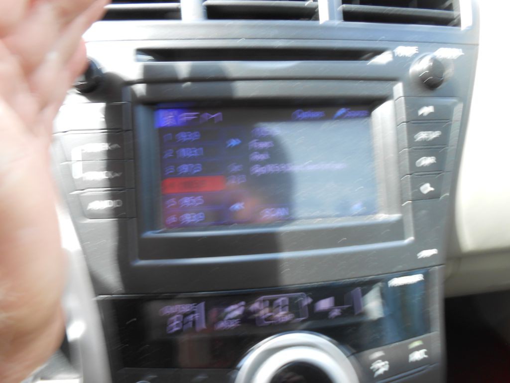 2014 Toyota Prius Image 15