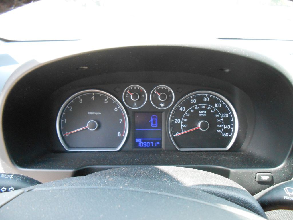 2010 Hyundai Elantra Image 11
