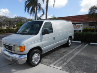 Image for 2004 Ford Econoline E150 ID: 7240599