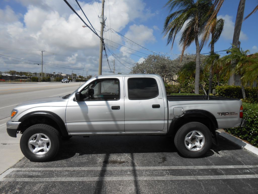 2002 Toyota Tacoma Image 2