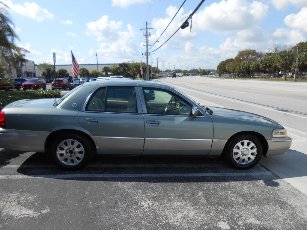 2006 Mercury Grand Marquis Image 6