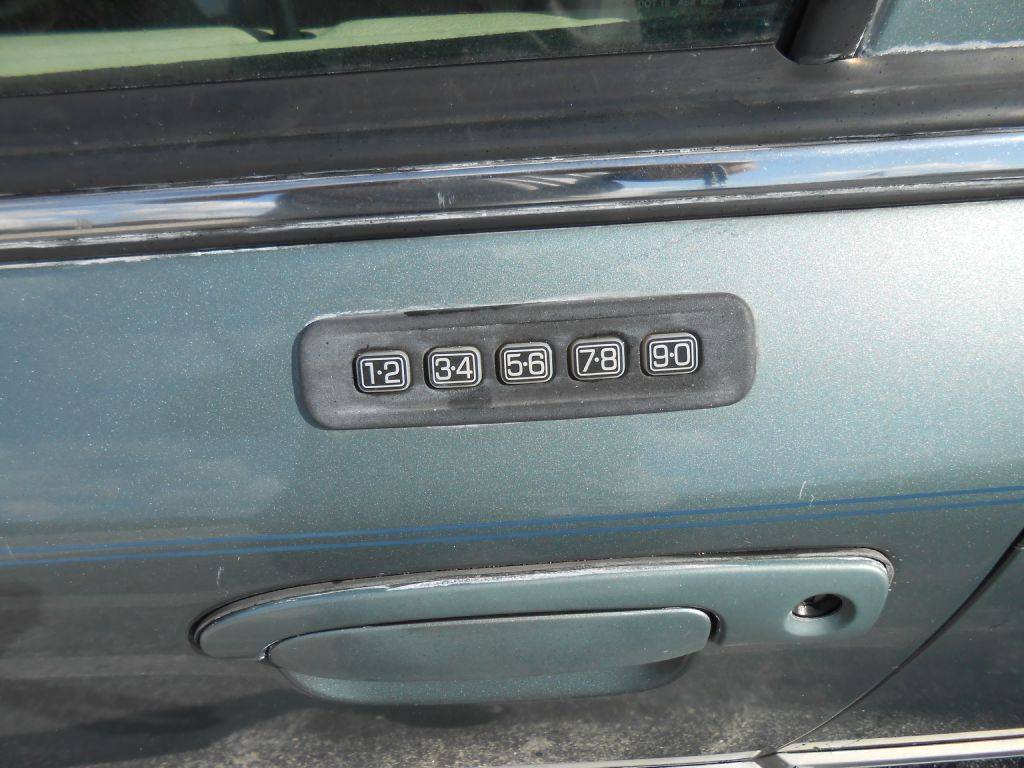 2006 Mercury Grand Marquis Image 9