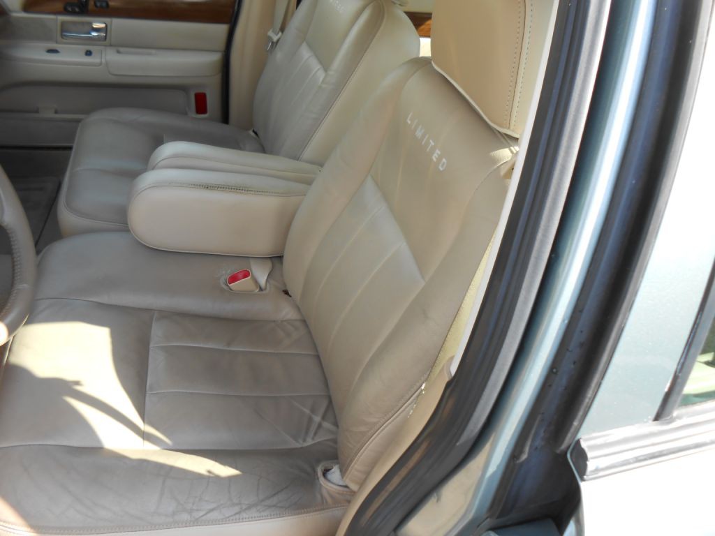 2006 Mercury Grand Marquis Image 12