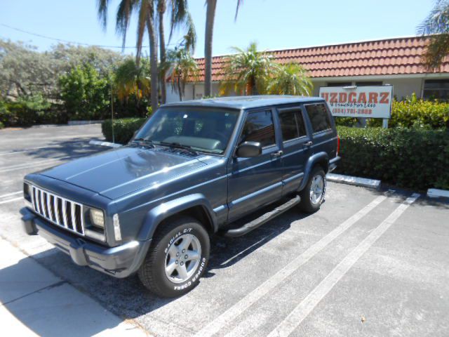 2001 Jeep Cherokee Image 1