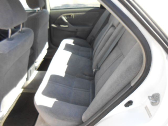 1999 Toyota Camry Image 13