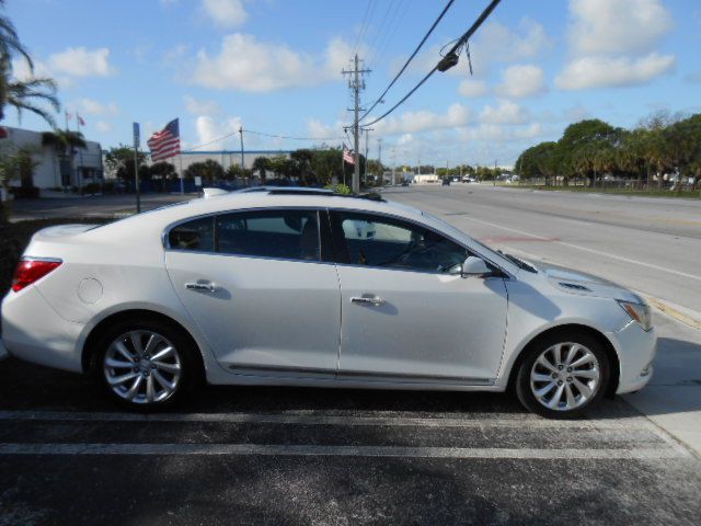 2015 Buick Lacrosse Image 7