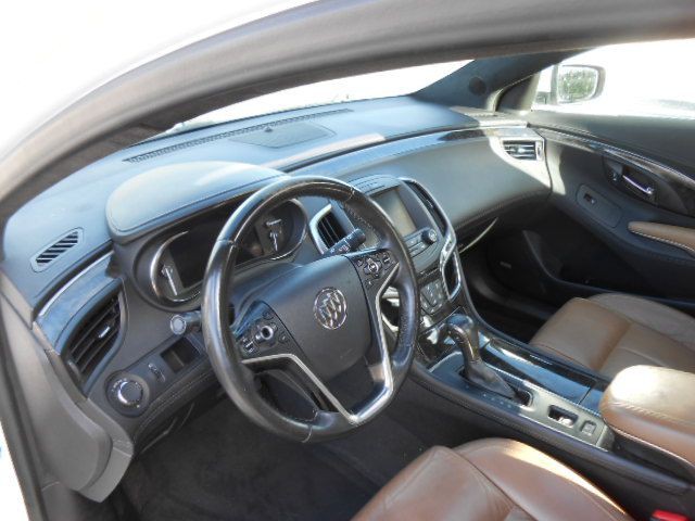2015 Buick Lacrosse Image 13