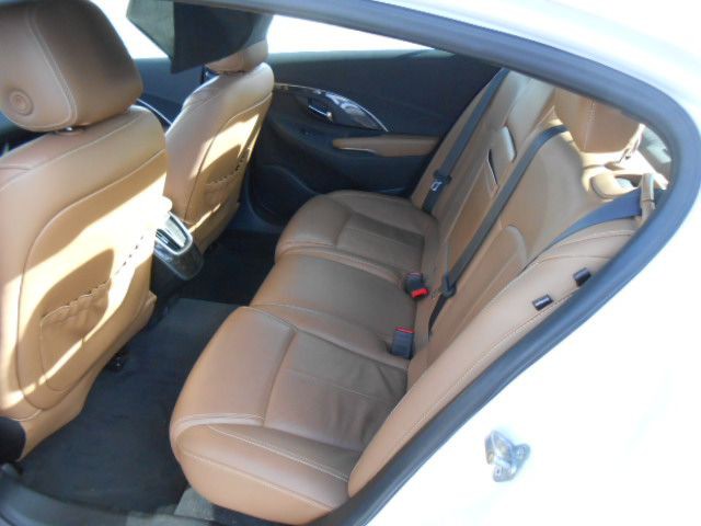2015 Buick Lacrosse Image 14