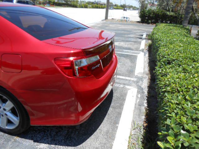 2014 Toyota Camry Image 4