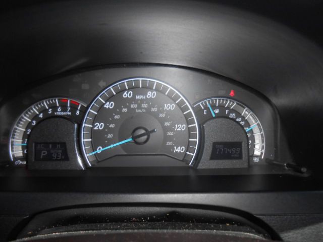 2014 Toyota Camry Image 14