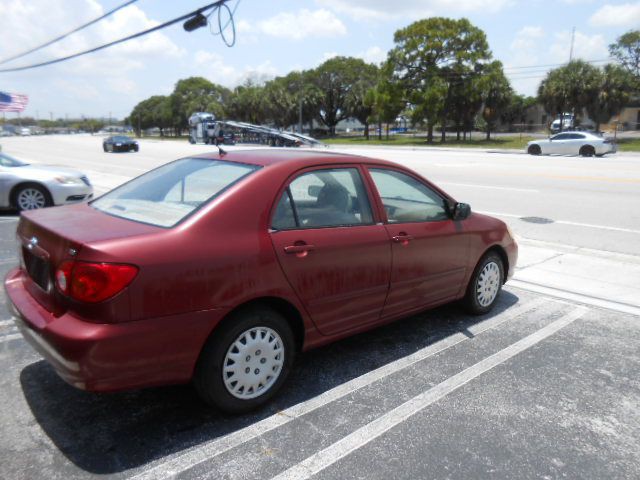 2004 Toyota Corolla Image 4
