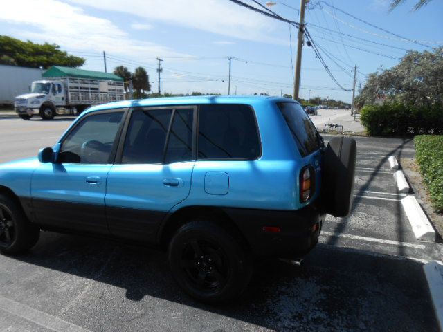 1999 Toyota Rav4 Image 3