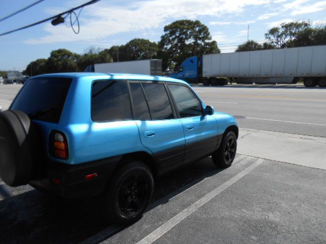 1999 Toyota Rav4 Image 6