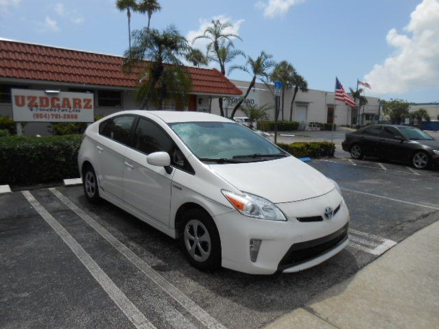 2013 Toyota Prius Image 7