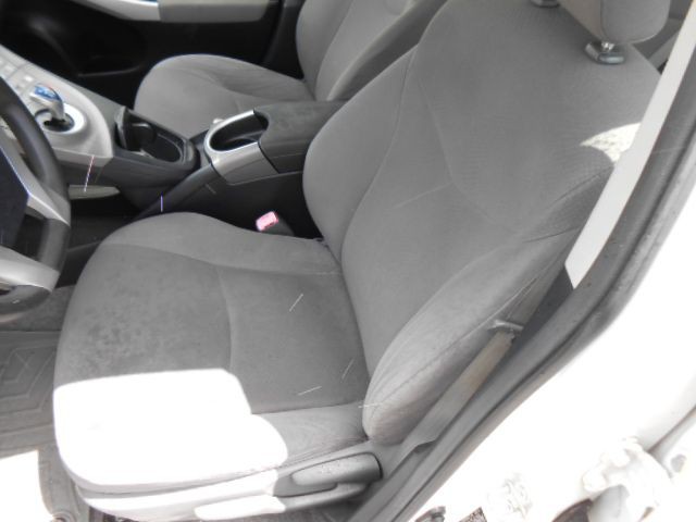 2013 Toyota Prius Image 9