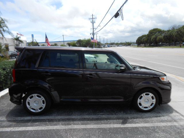 2011 Scion xB Image 6