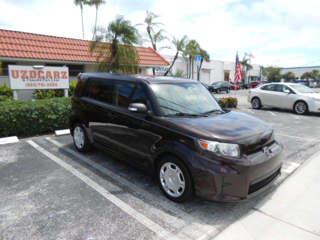 2011 Scion xB Image 7