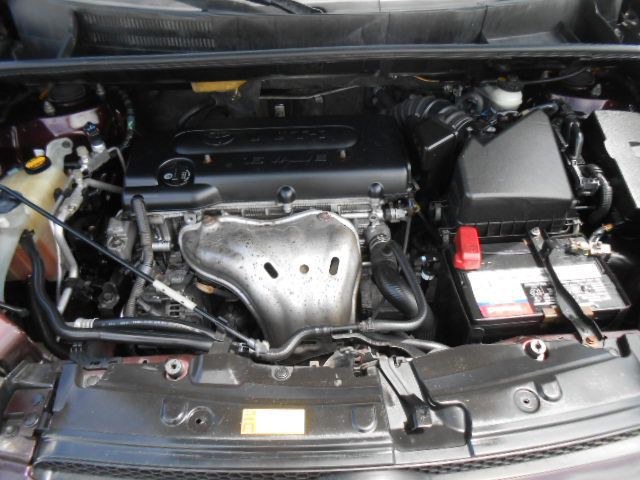 2011 Scion xB Image 17