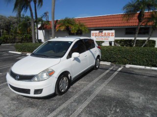 Image for 2010 Nissan Versa S ID: 7685908