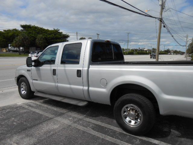 2002 Ford F-350 Image 3