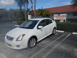Image for 2010 Nissan Sentra 2.0 ID: 7717034