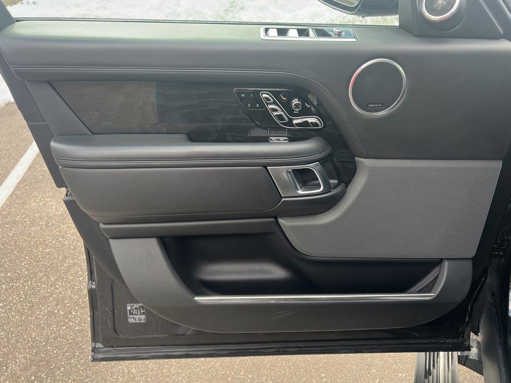 2020 Land Rover Range Rover Image 24
