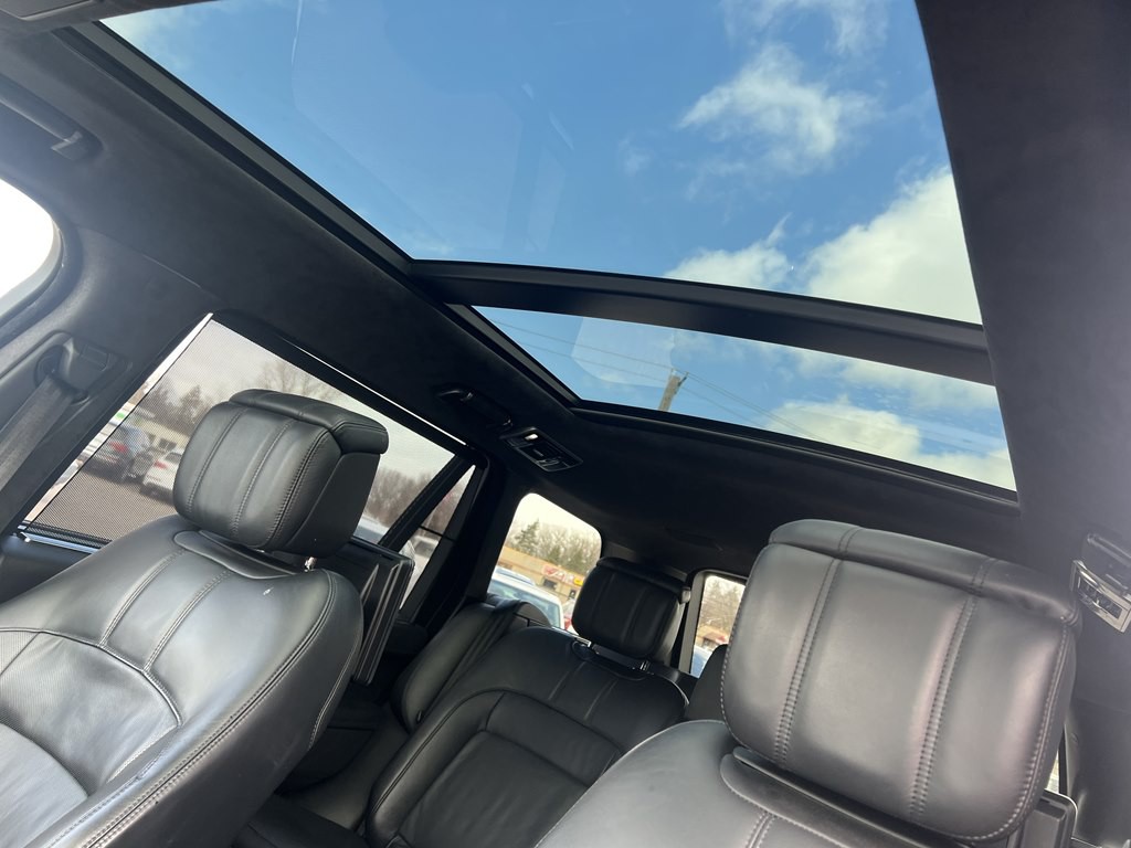 2020 Land Rover Range Rover Image 53