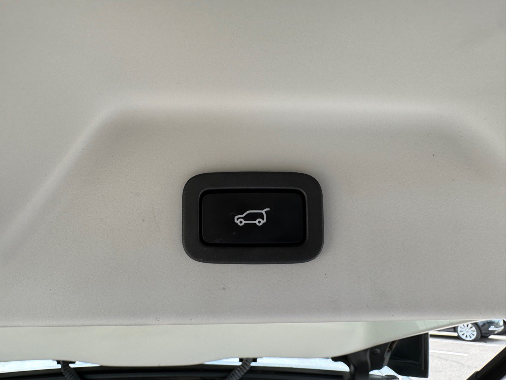 2018 Land Rover Range Rover Image 34