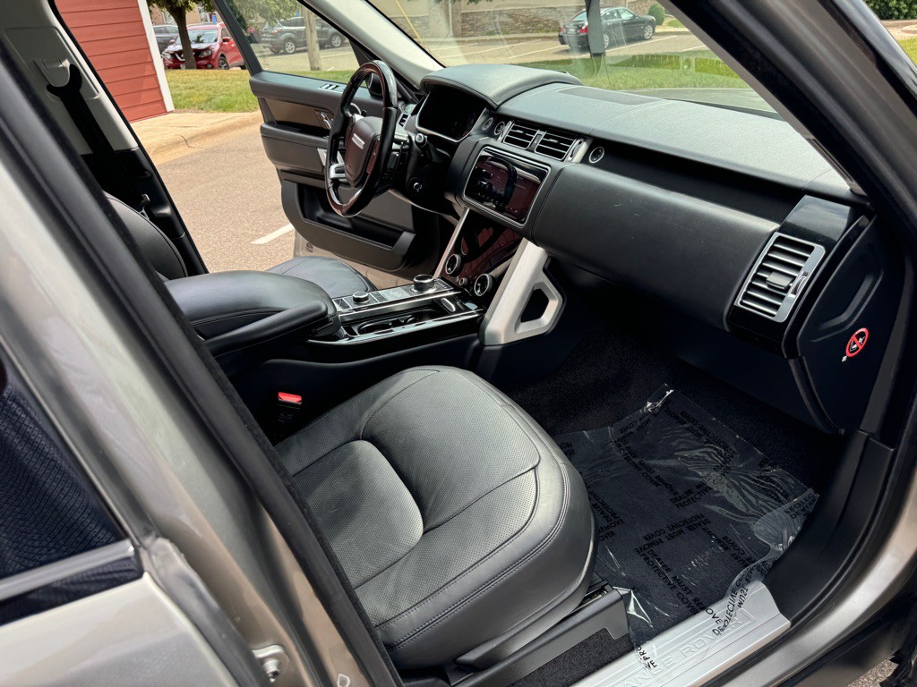 2018 Land Rover Range Rover Image 36