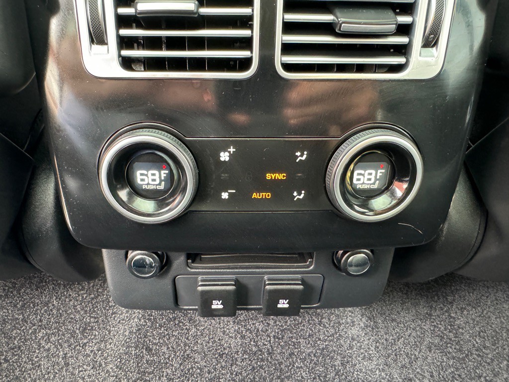 2018 Land Rover Range Rover Image 39