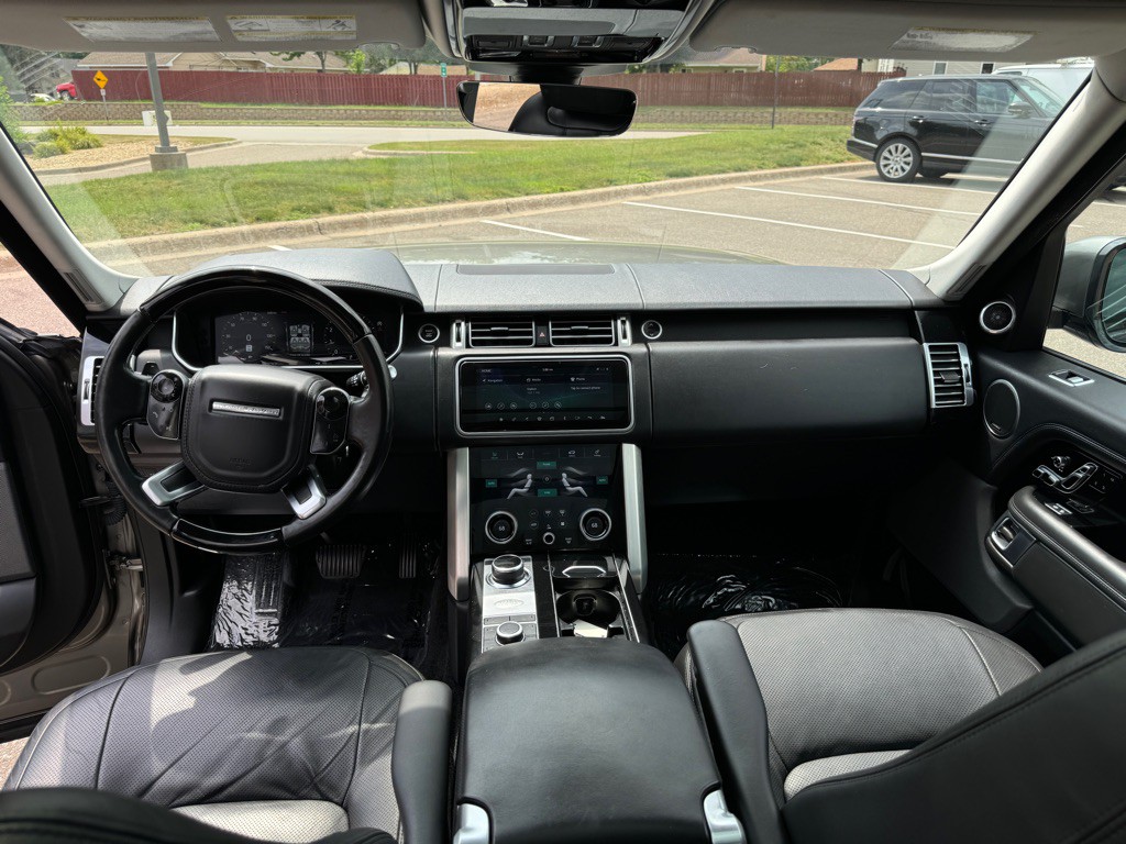 2018 Land Rover Range Rover Image 40