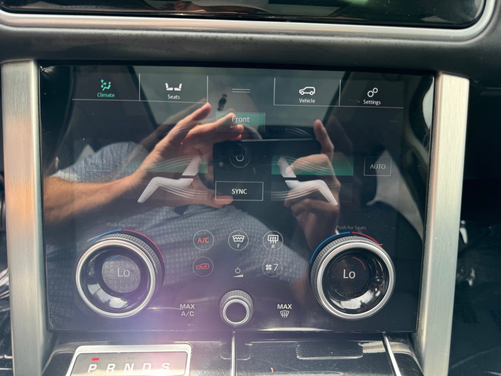 2018 Land Rover Range Rover Image 46