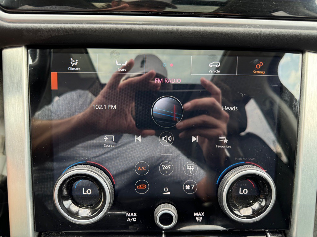 2018 Land Rover Range Rover Image 49