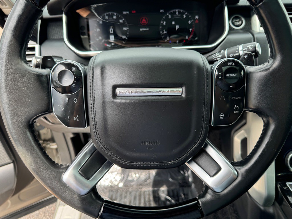2018 Land Rover Range Rover Image 57