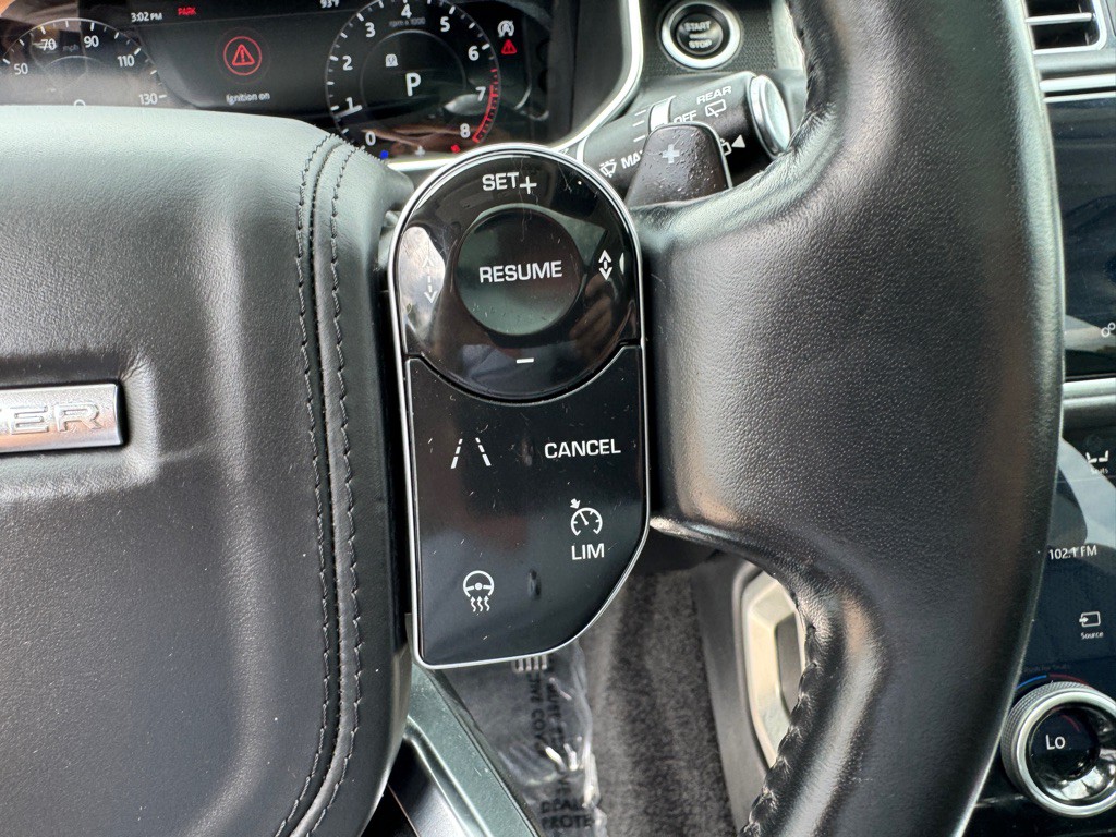2018 Land Rover Range Rover Image 60