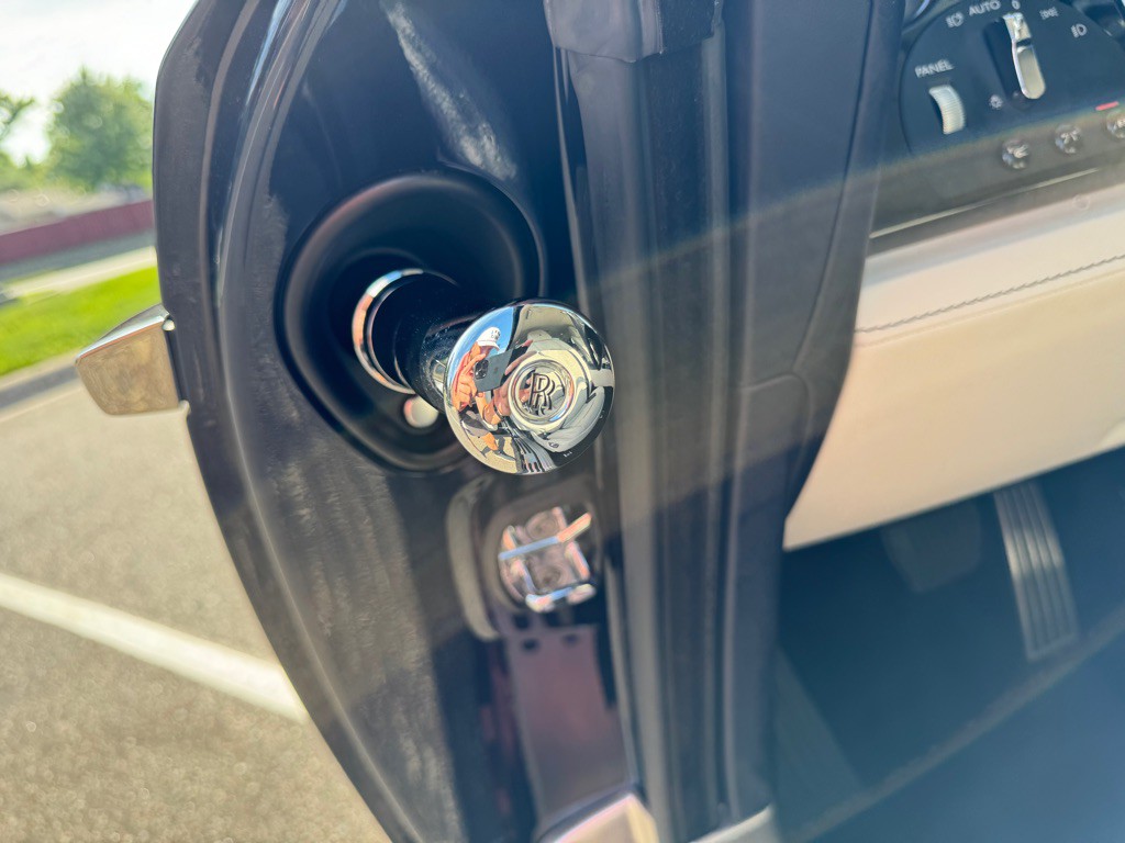 2019 Rolls-Royce Wraith Image 25