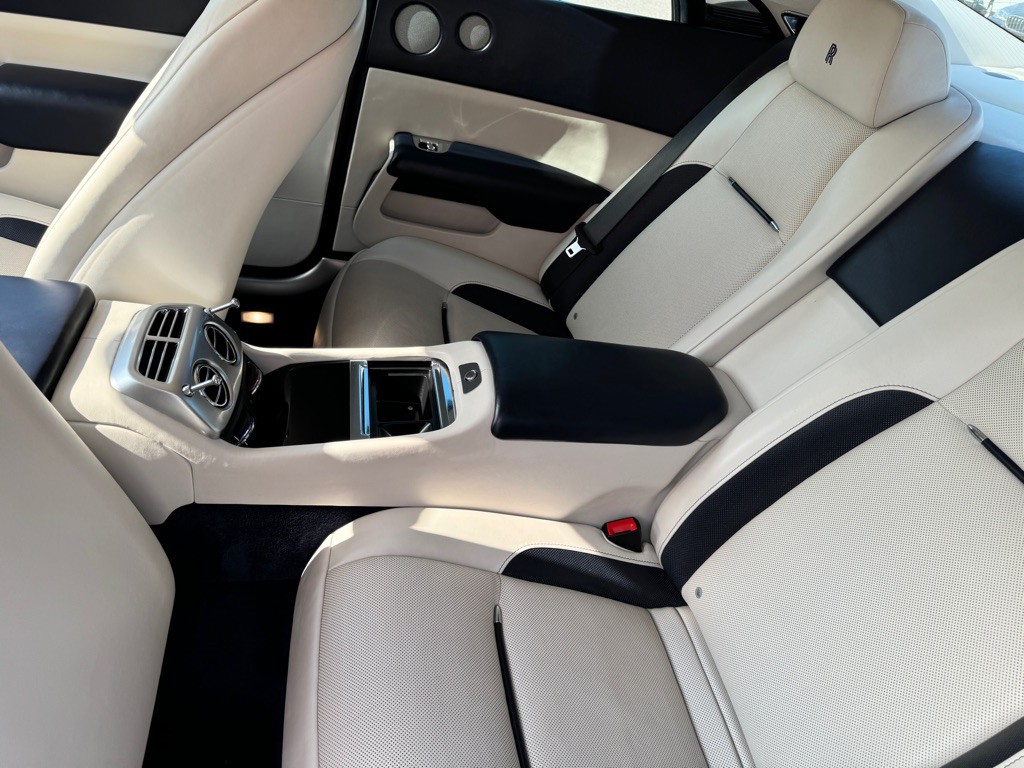 2019 Rolls-Royce Wraith Image 28
