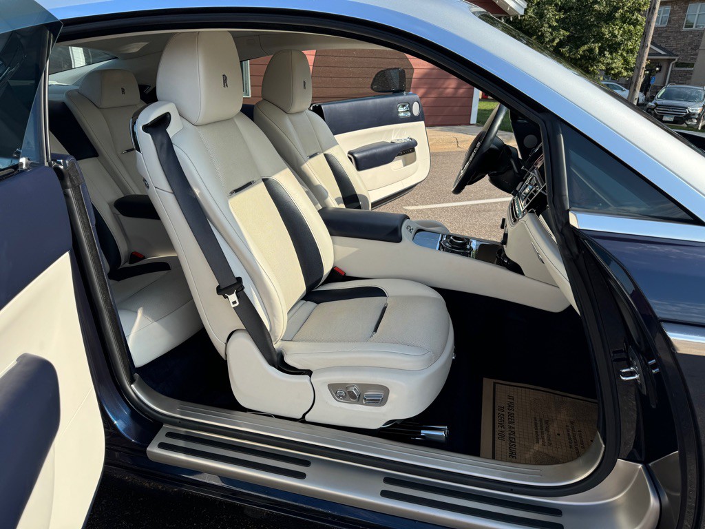 2019 Rolls-Royce Wraith Image 31