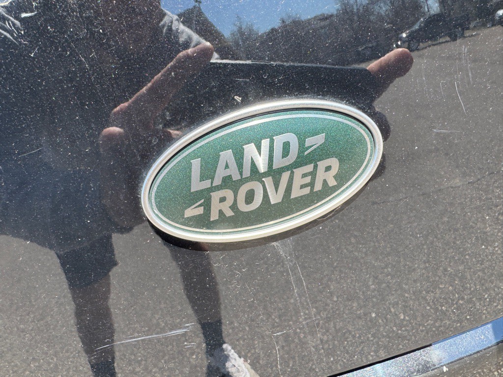 2018 Land Rover Range Rover Image 17