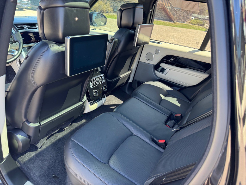 2018 Land Rover Range Rover Image 29
